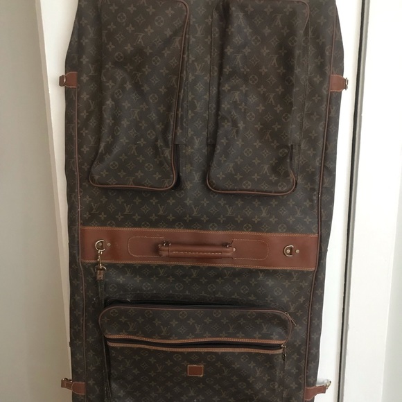louis vuitton dress bag